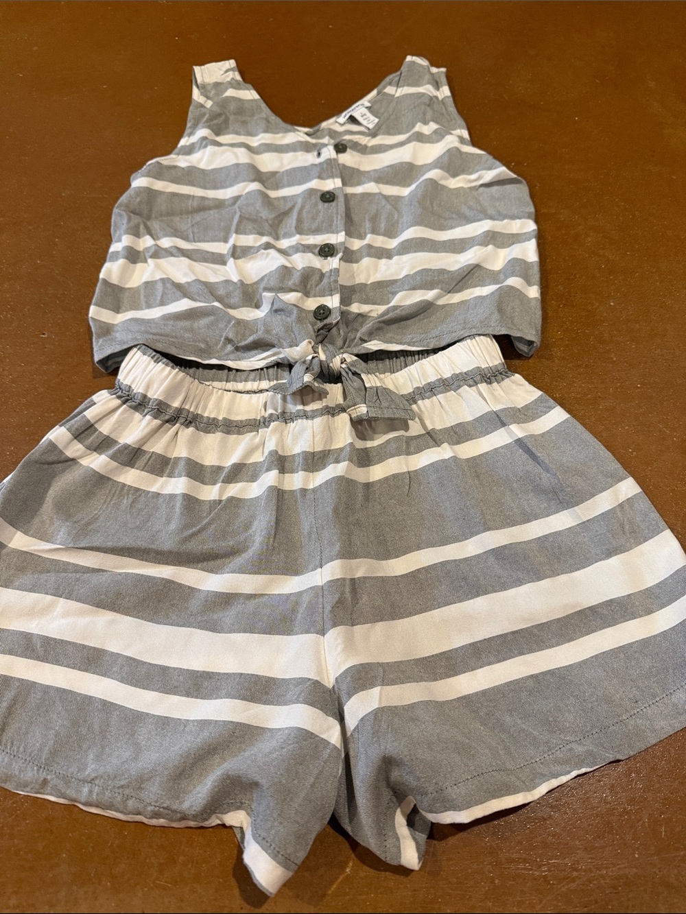 Nordstrom Gray and White Striped Kids 10/12 Matching Set